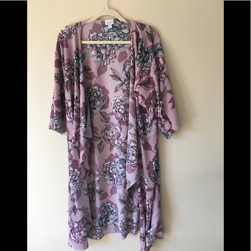 LuLaRoe Shirley Kimono M
